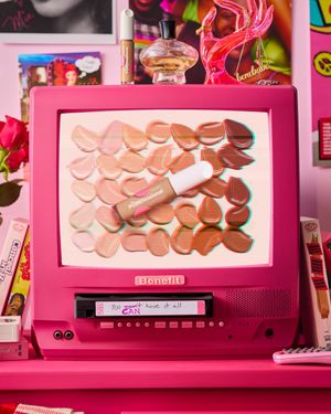 Image post by @benefitcosmetics on Instagram