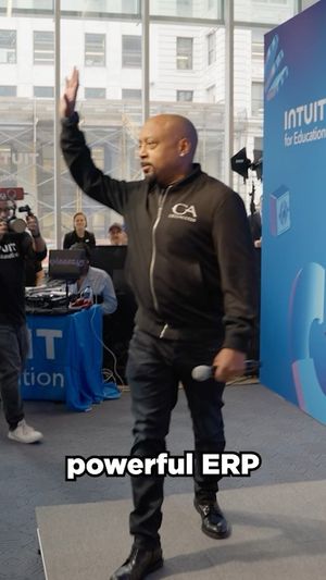 Image post by @thesharkdaymond on Instagram