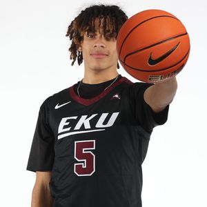 Image post by @ekuhoops on Instagram