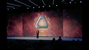 Video post by @htc on YouTube