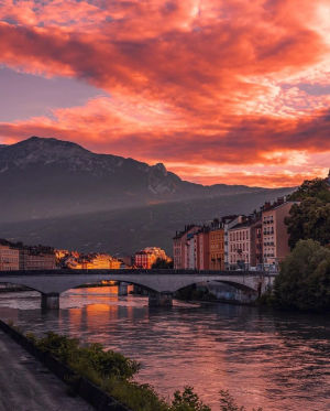 Image post by @villedegrenoble on Instagram