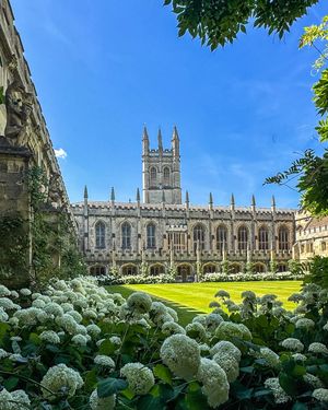 Image post by @oxford_uni on Instagram