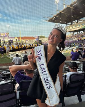 Image post by @Miss LSU  on Facebook