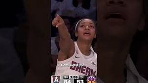 Video post by @nypostsports on YouTube