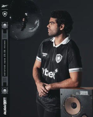 Image post by @botafogo on TikTok