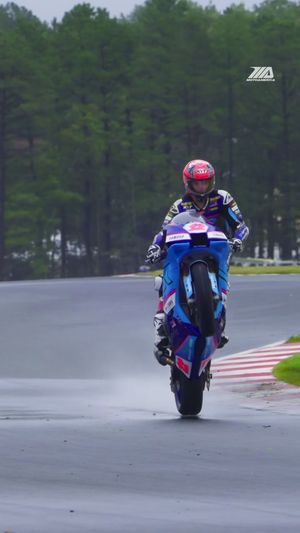 Video post by @motoamerica on TikTok