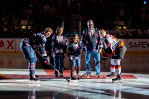 Image post by @WHLHurricanes on Twitter