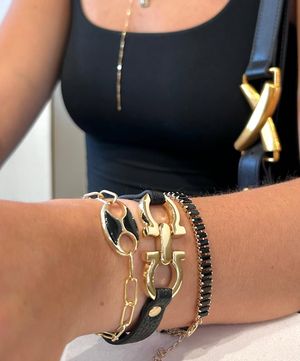 Image post by @styleshacklife on Instagram