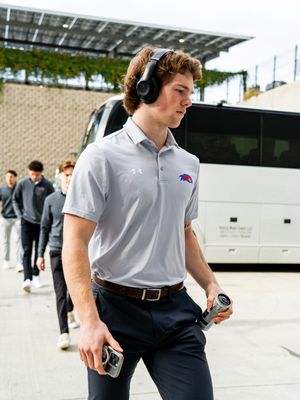 Image post by @flohockey on Instagram