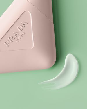 Image post by @pradabeauty on Instagram