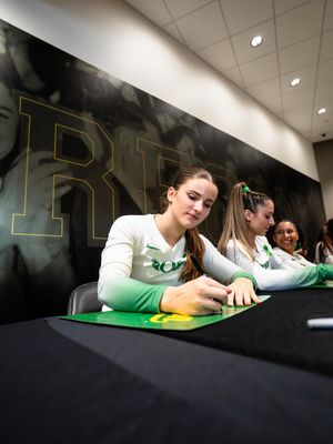 Image post by @oregonacrotumb on Instagram