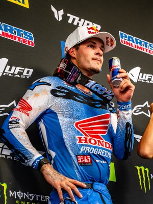 Image post by @supermotocross on Instagram