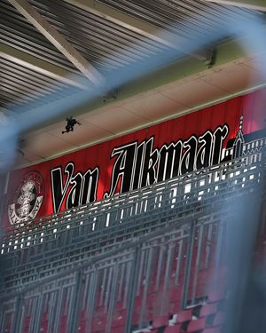 Image post by @azalkmaar on Instagram