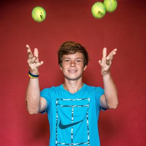 Image post by @usta on Instagram