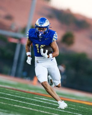 Image post by @smchs_football on Instagram