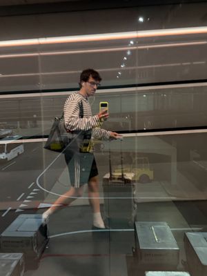 Image post by @maximilianwarum on Instagram