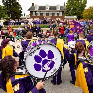 Image post by @westerniluniv on Instagram