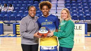 Image post by @DelawareWBB on Twitter