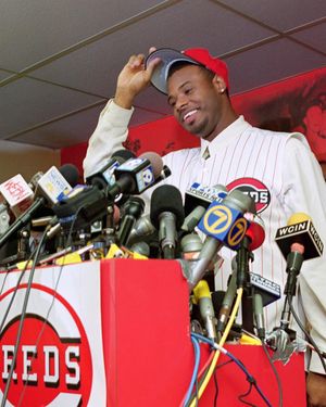 Image post by @reds on Instagram