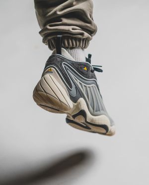 Image post by @ad__sneaks on Instagram
