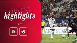 Video post by @fcdallas on YouTube