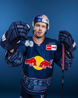 Image post by @redbullshop on Instagram