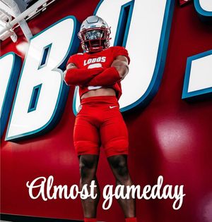 Image post by @barstoollobos on Instagram