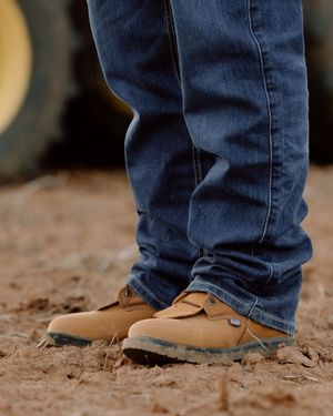 Image post by @justinboots_ on Instagram