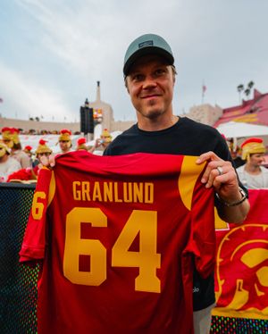 Image post by @uscfb on Instagram
