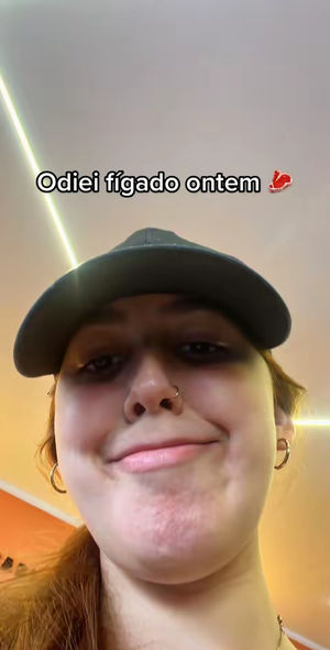 Image post by @vickytravassos on TikTok