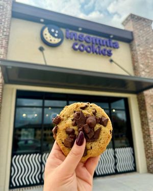 Image post by @insomniacookies on Instagram