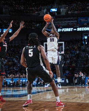 Image post by @zagmbb on Instagram