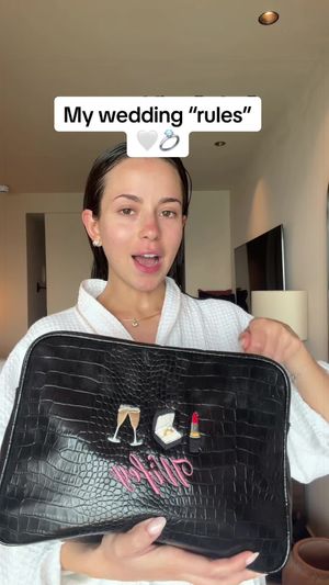 Video post by @anyaweitz on TikTok