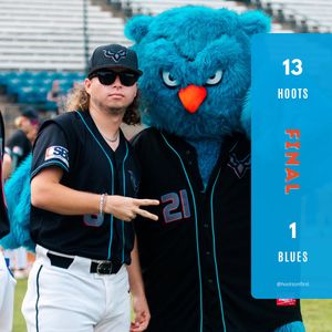 Image post by @hootsonfirst on Instagram