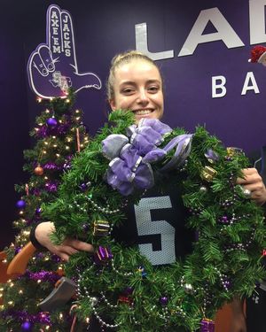 Image post by @sfa_wbb on Instagram