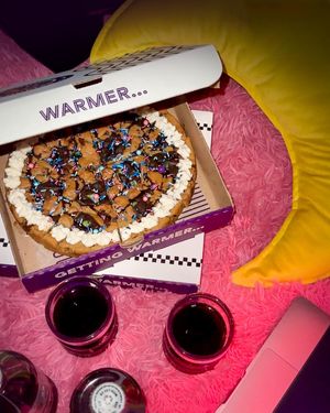 Image post by @insomniacookies on Instagram