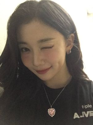 Image post by @triplescosmos on Instagram