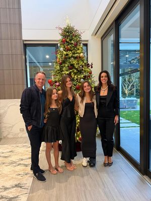 Image post by @lukedonald on Instagram