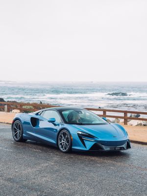 Image post by @mclarenauto on Instagram