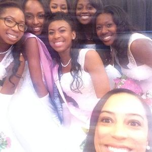 Image post by @angelarye on Instagram