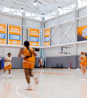 Image post by @ladyvol_hoops on Instagram