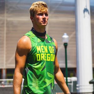 Image post by @uoduck.football on Instagram