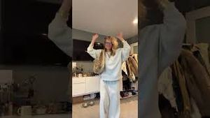 Video post by @shop.with.caroline on YouTube