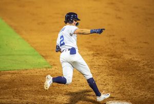 Image post by @cchooks on Twitter