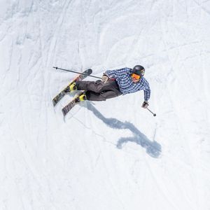 Image post by @j_skis on Instagram