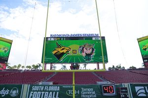 Image post by @USFFootball on Twitter