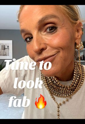 Video post by @shop.with.caroline on TikTok