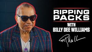 Video post by @Topps on YouTube