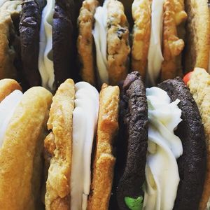 Image post by @insomniacookies on Instagram