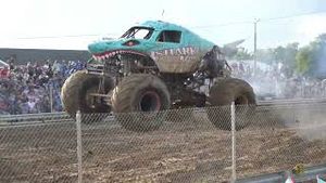 Video post by @monstertruckdaily on YouTube